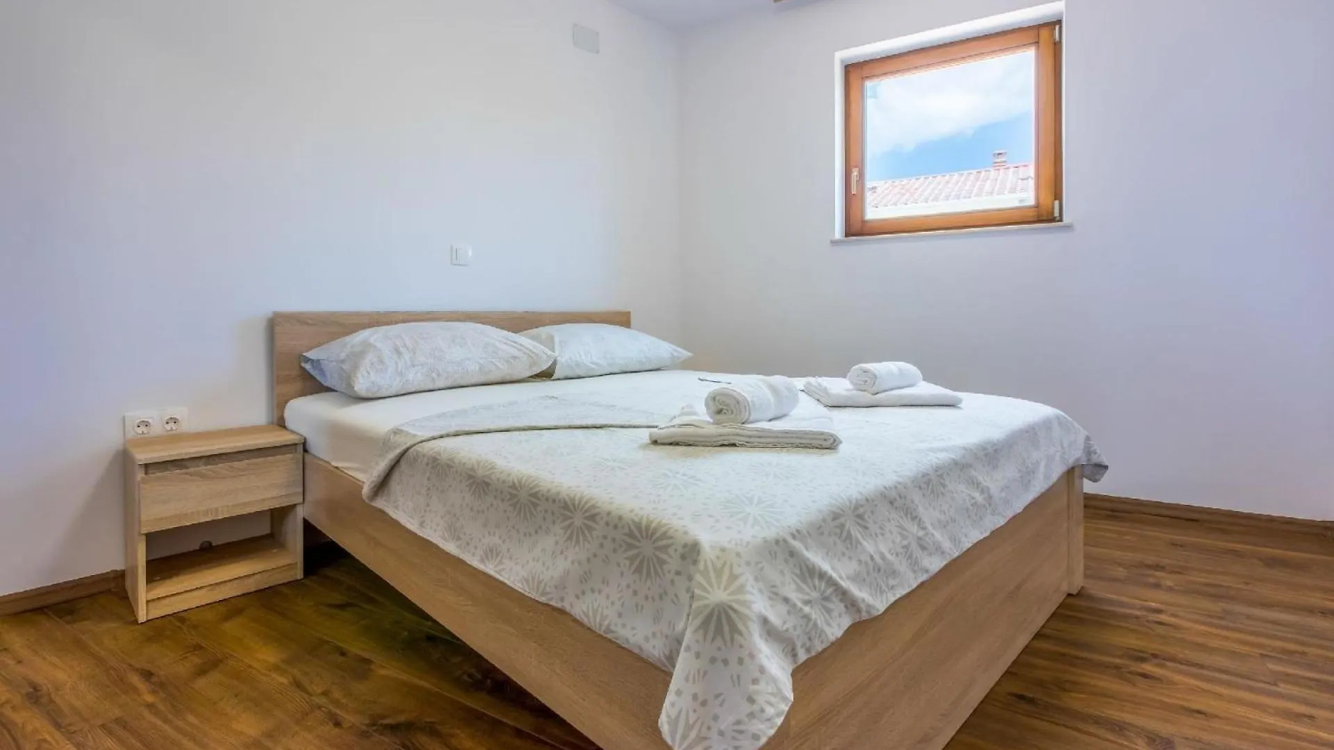 Wohnung In Novi Vinodolski Mit Eigenem Balkon Apartment
