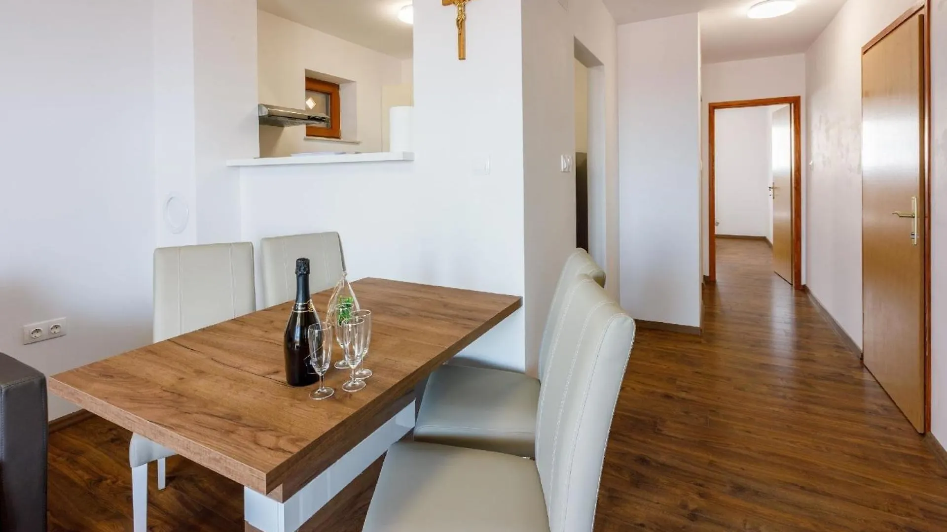 Wohnung In Novi Vinodolski Mit Eigenem Balkon Croatia