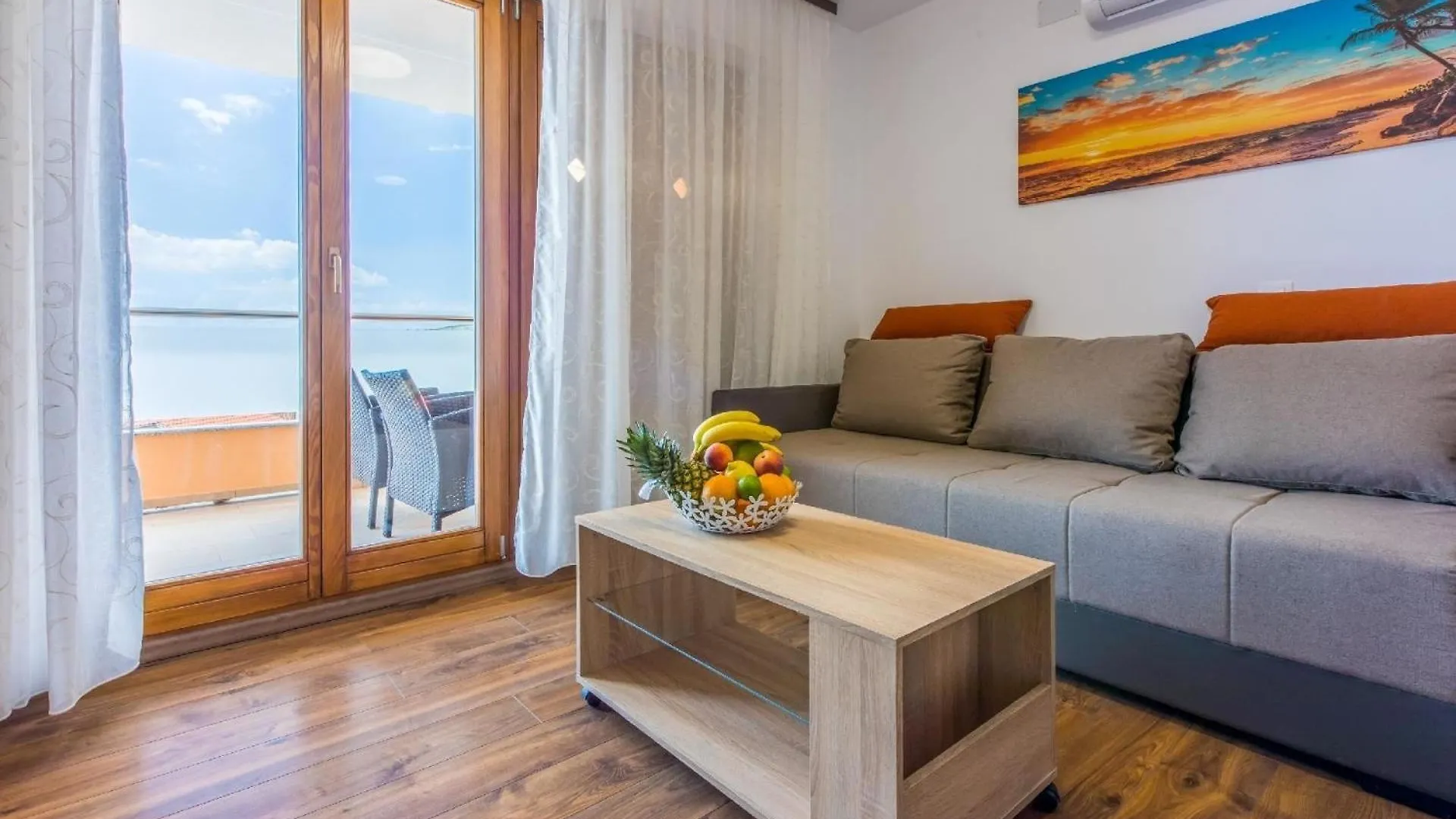Apartment Wohnung In Novi Vinodolski Mit Eigenem Balkon