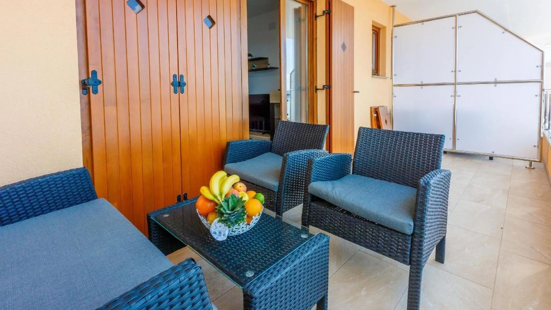 Wohnung In Novi Vinodolski Mit Eigenem Balkon 0*,